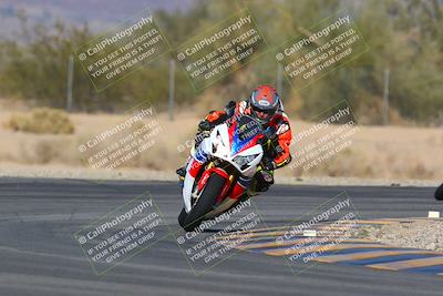 media/Jan-14-2024-SoCal Trackdays (Sun) [[2e55ec21a6]]/Turn 6 (125pm)/